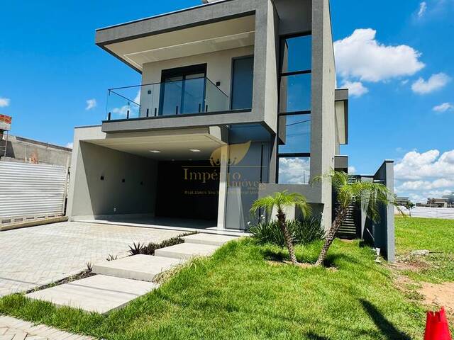 Casa para Venda em Cuiabá - 2
