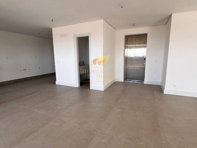 Apartamento para Venda em Cuiabá - 5