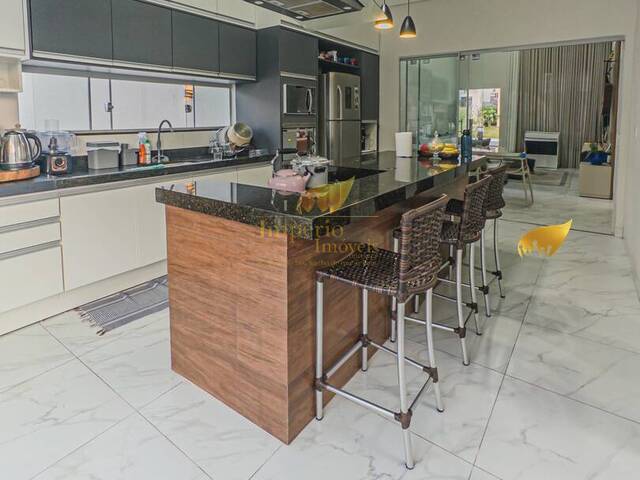 #1550 - Casa para Venda em Cuiabá - MT - 2