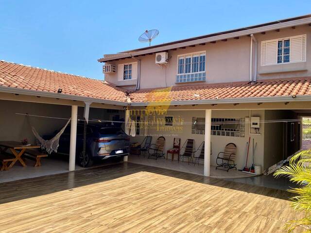#1563 - Casa para Venda em Cuiabá - MT - 2