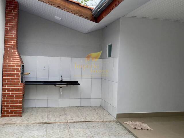 Casa para Venda em Cuiabá - 3